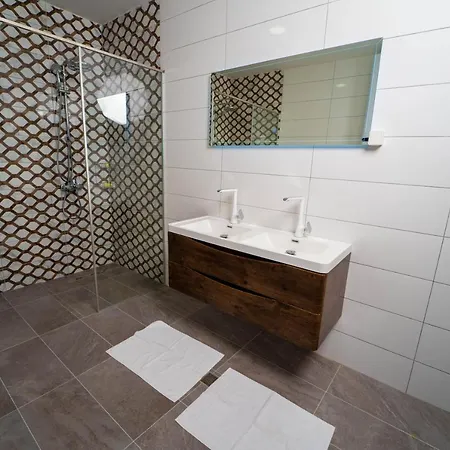 アパート Al Hayat Vogošća