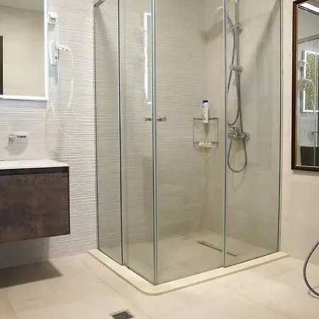 Al Hayat アパート Vogošća