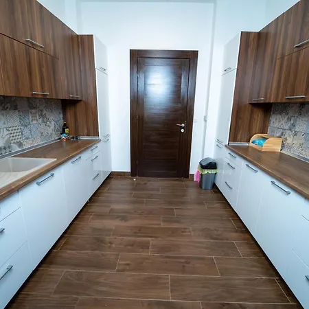 Al Hayat アパート *