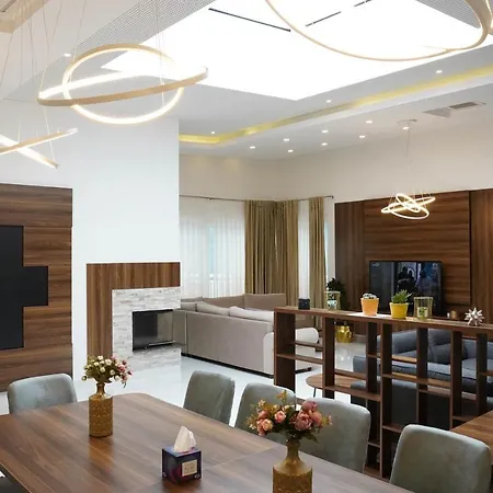 Al Hayat アパート